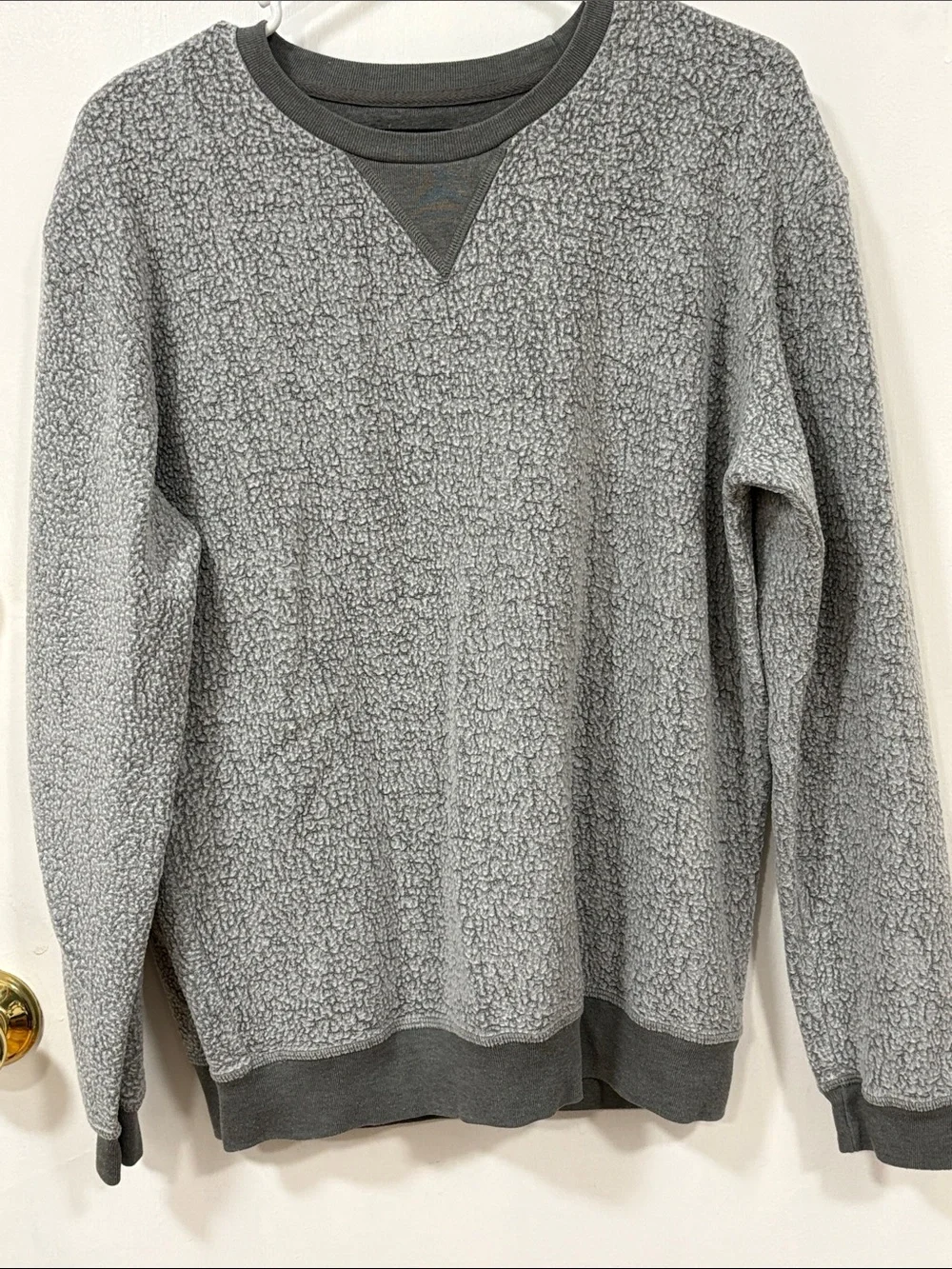 Goodlife Men's Light Gray Sherpa Crewneck Pullover